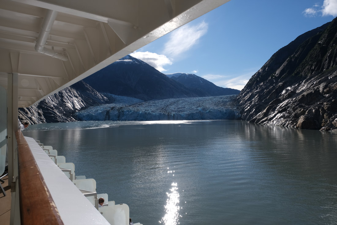 Cruise Endicott Arm Dawes Glacier Alaska